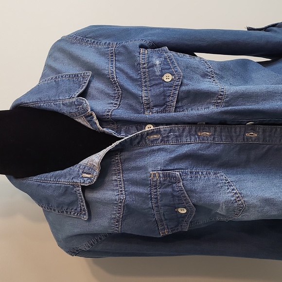 Reitmans Tops - Reitmans denim shirt